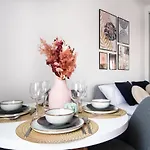 Old Town By Arrenda Apartman